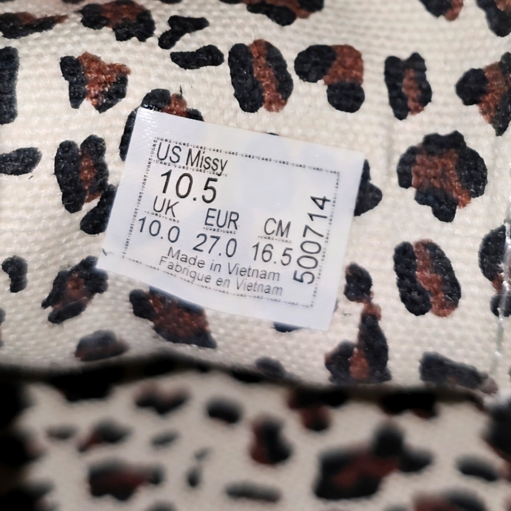 Vans Kids Black Sneakers with Leopard Accents - Picture 6 of 6
